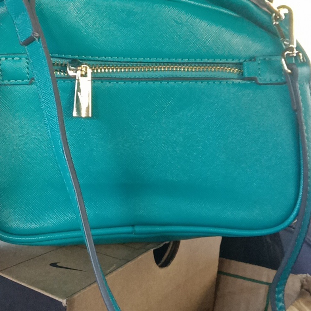 Purse - Picture 2 of 3